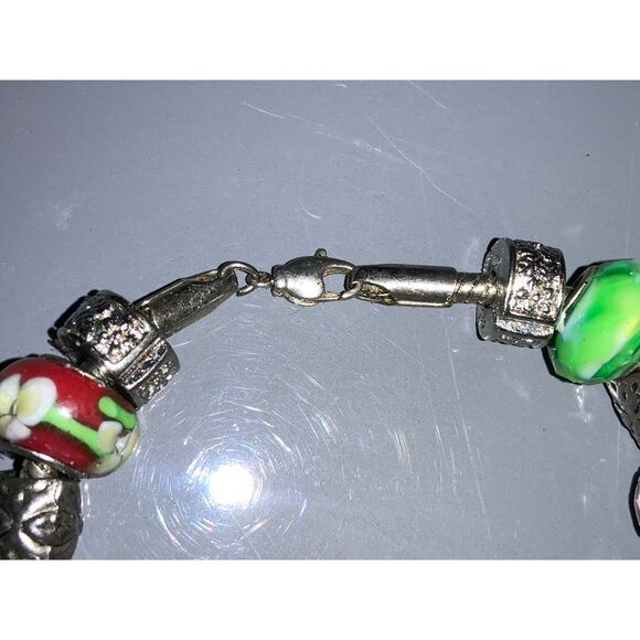 Disney Mickey‎ Mouse Christmas Charm Bracelet Set with Collector's Box Holiday - Picture 4 of 9